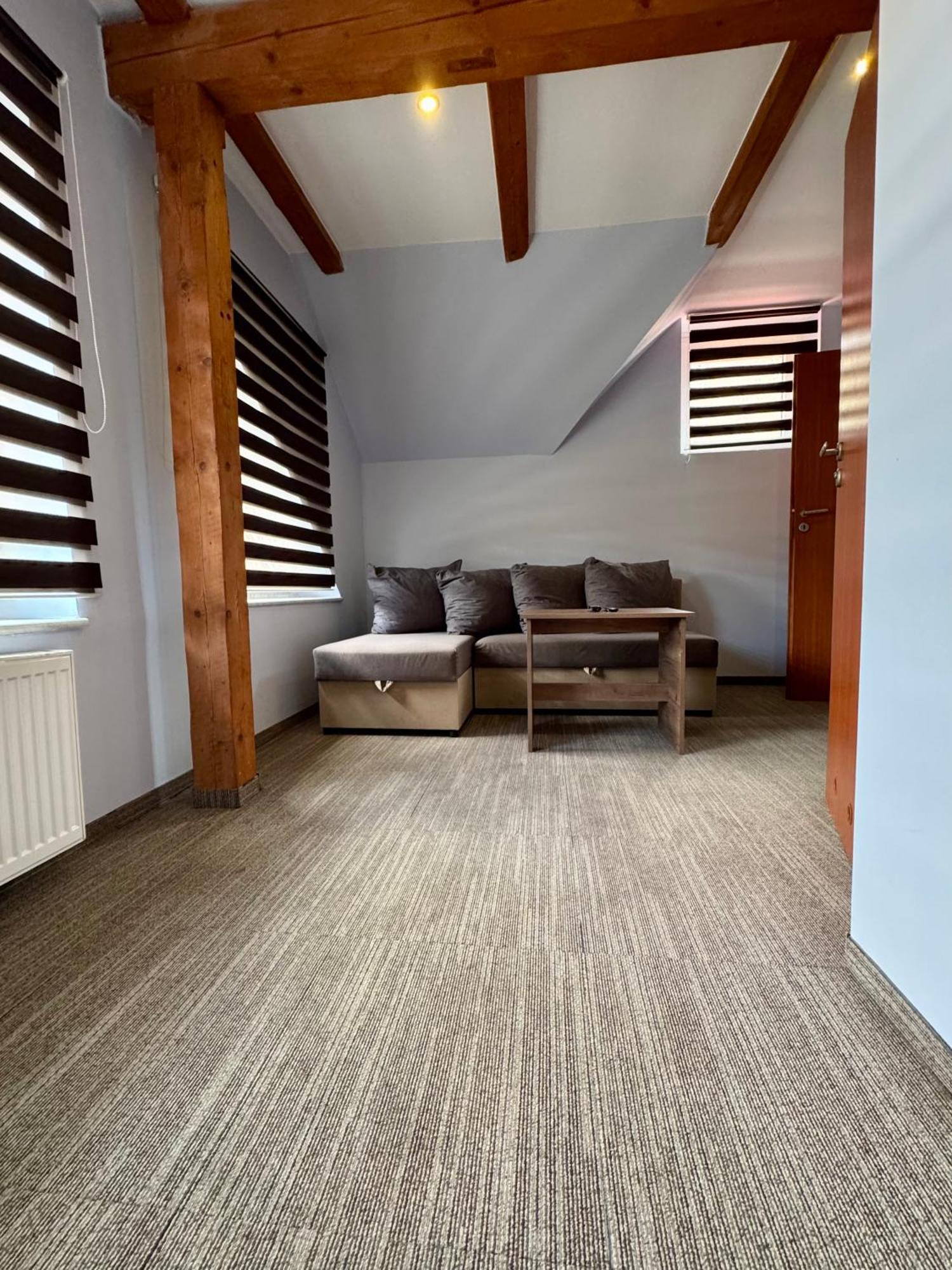 Restauracja Ibiza Aparthotel Ludwikowice Kłodzkie Buitenkant foto