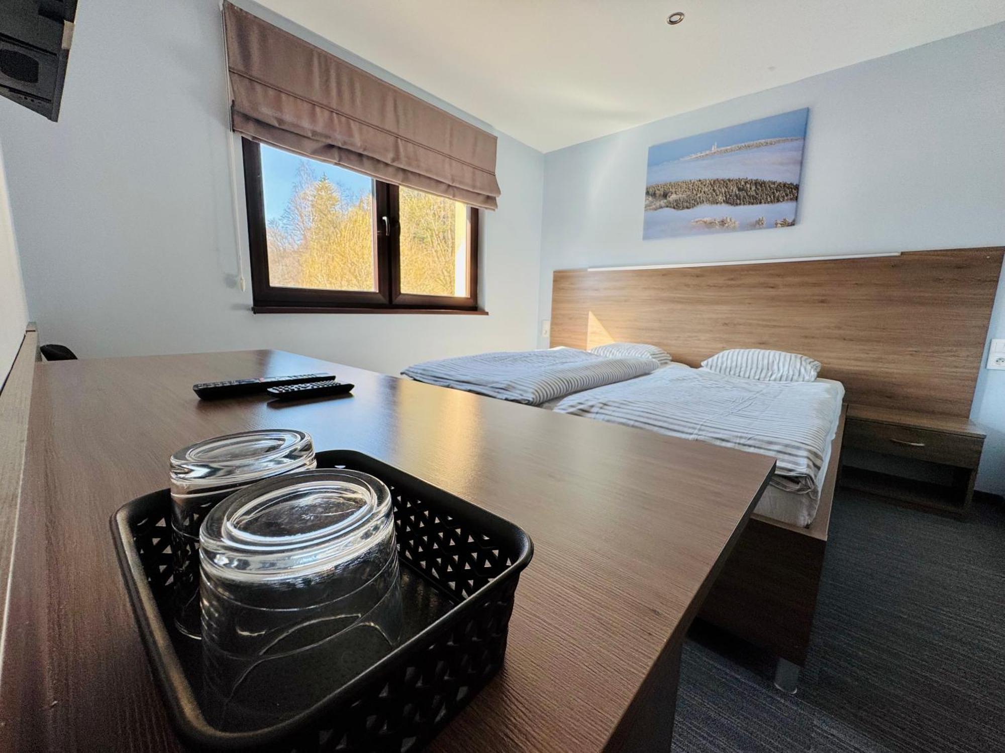 Restauracja Ibiza Aparthotel Ludwikowice Kłodzkie Buitenkant foto